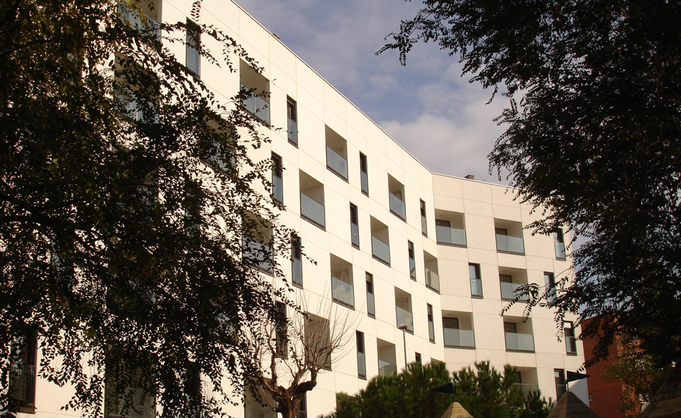 1419332509-5-0.jpg